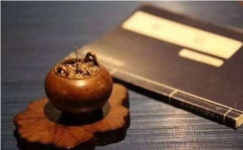 当修行人不容易要不争是与非