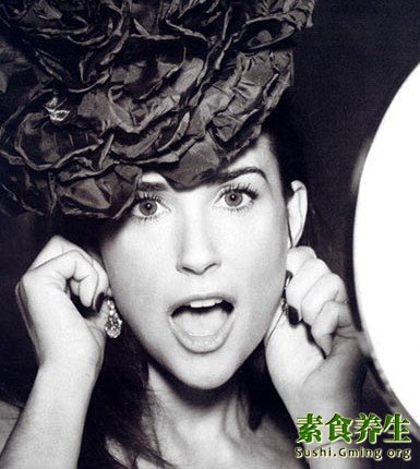 米·摩尔自曝美丽配方