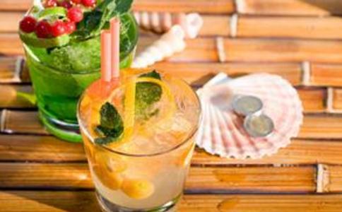 夏季养生坚持过“八戒”生活