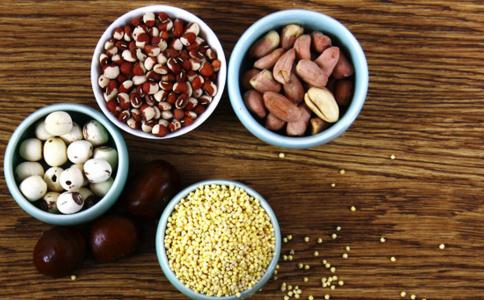 三招调理节后饮食：素食解油腻 膳食纤维除便秘