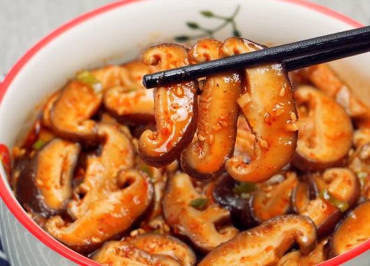 麻辣香菇的做法