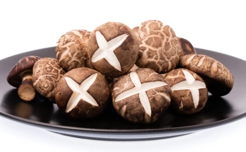 干香菇与鲜香菇哪个好？