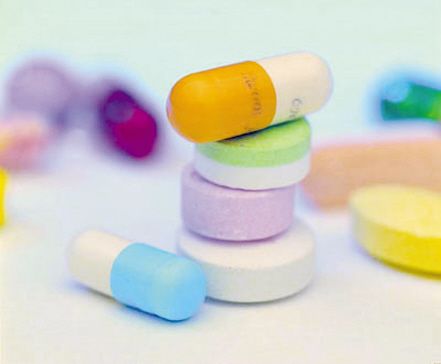 养殖业；滥用抗生素，吃肉食就是在吃“定时炸弹