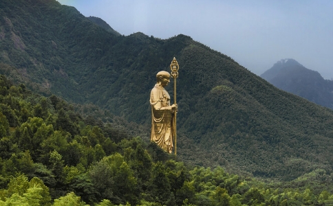 家里可以供奉地藏王菩萨像吗？
