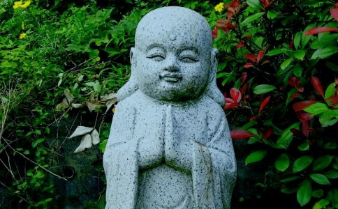 在寺庙可以跟着唱钟声偈吗？为什么要做早课？