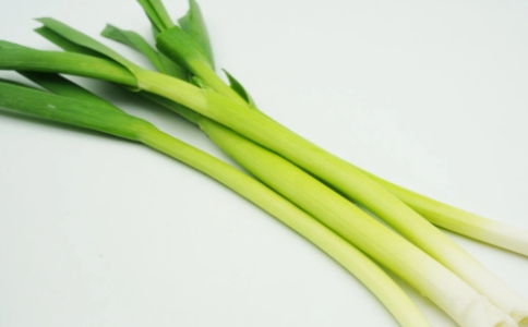 吃一次葱，一天的功德就没有了，是真的吗？