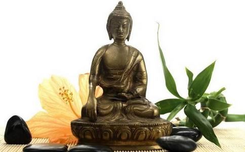荣格：你连想改变别人的念头都不要有。