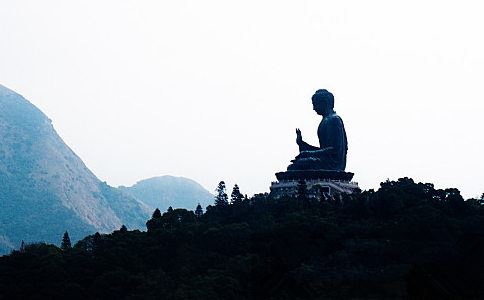 从一对一的帮助发展到一对多，需要时间的积累。